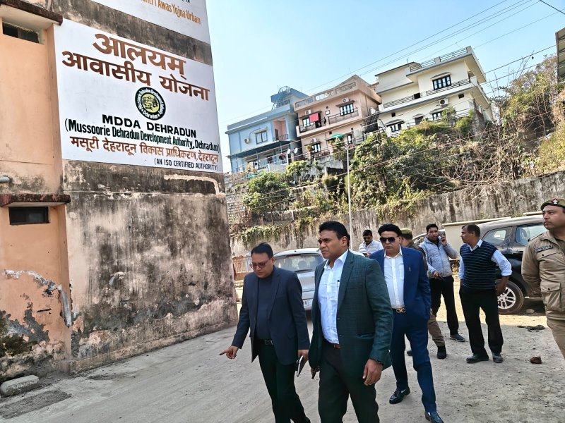 राज्य में किफायती एवं गुणवत्तापूर्ण आवास उपलब्ध कराना सरकार की सर्वोच्च प्राथमिकता