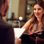 Valentine Day: इन तरीको से करें अपनी गर्लफ्रेंड को प्रपोज, ना कर पाएगी इनकार