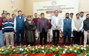 Director Information Vishal Singh administered the oath to the office bearers.