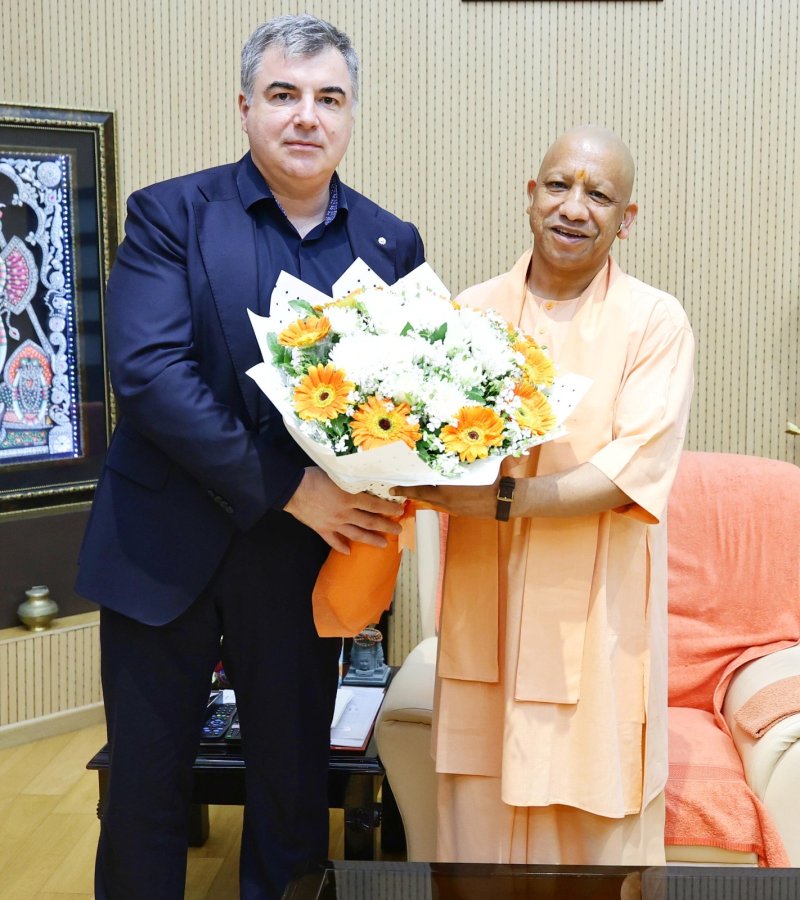 मुख्यमंत्री से मिले नोबेल पुरस्कार विजेता कॉन्स्टेंटिन नोवोसेलोव