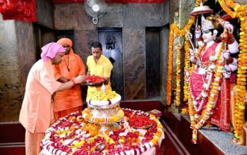 CM Yogi visited Maa Pateshwari