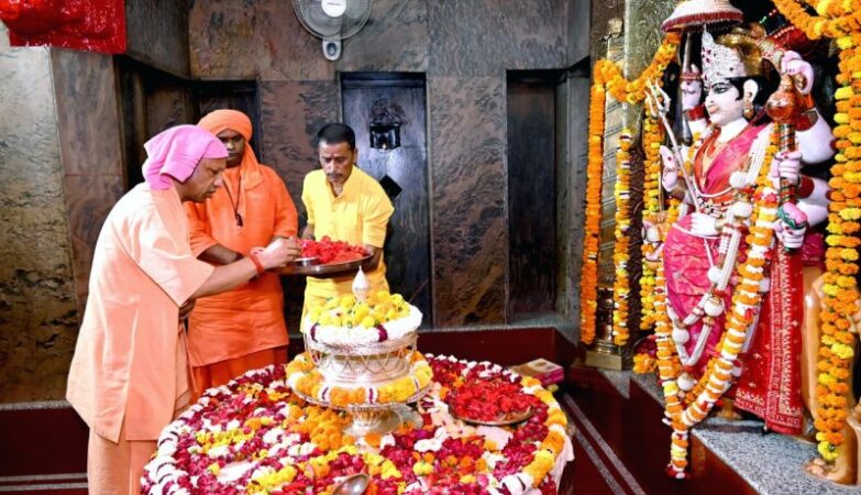 CM Yogi visited Maa Pateshwari