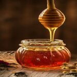 खांसी से छुटकारा दिलाता है शहद, जाने इस्तेमाल का तरीका