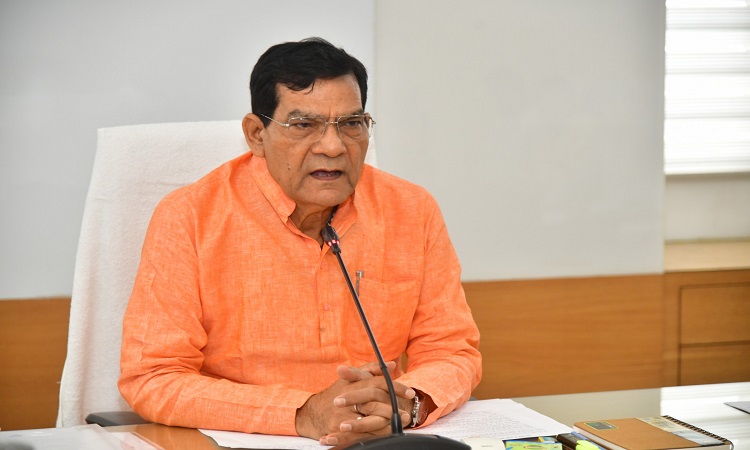 एके शर्मा का बड़ा फैसला: कम लोड वाले उपभोक्ताओं को बड़ी राहत