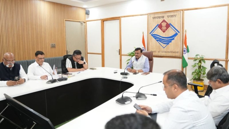 अप्रैल में जिला योजना बैठकें अनिवार्य, कुंभ-2027 कार्यों में तेजी के निर्देश