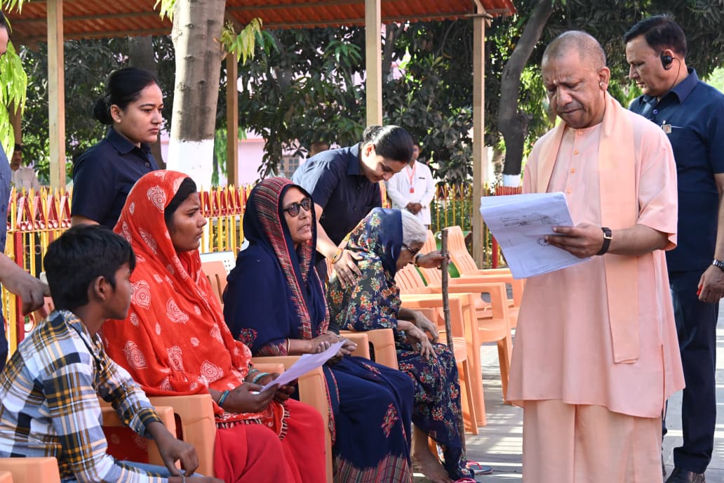 जरूरतमंद को आवास और बीमार के इलाज की होगी व्यवस्था: मुख्यमंत्री