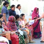 जरुरतमंद बिटिया की स्कूल फीस जमा करने का सीएम योगी ने दिया निर्देश