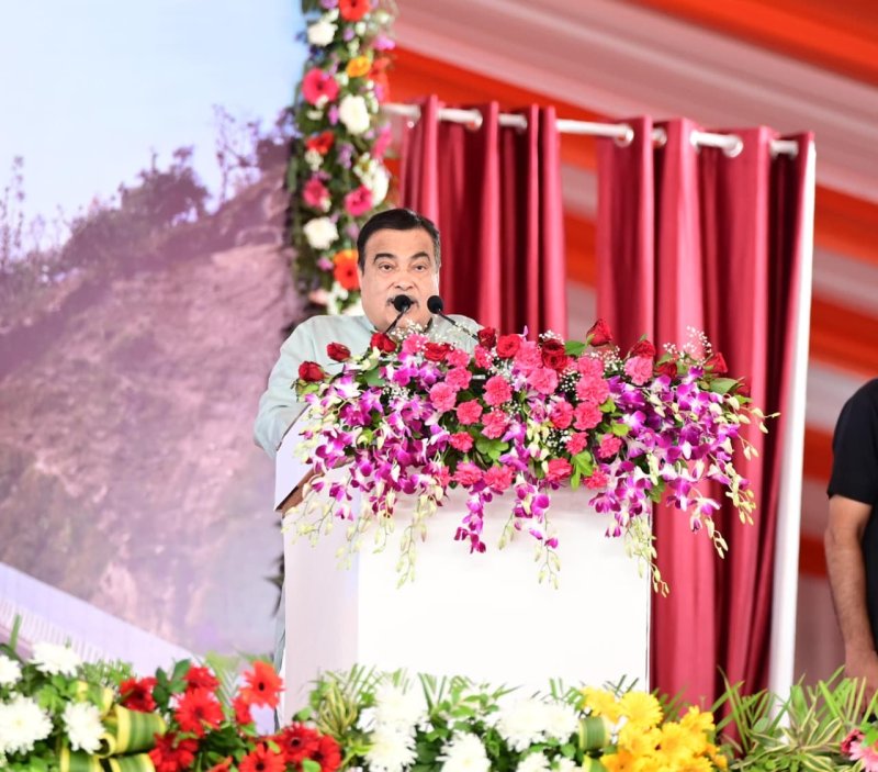 गडकरी ने गिनाईं विकास योजनाएं, उत्तराखंड को मिलेगी नई रफ्तार