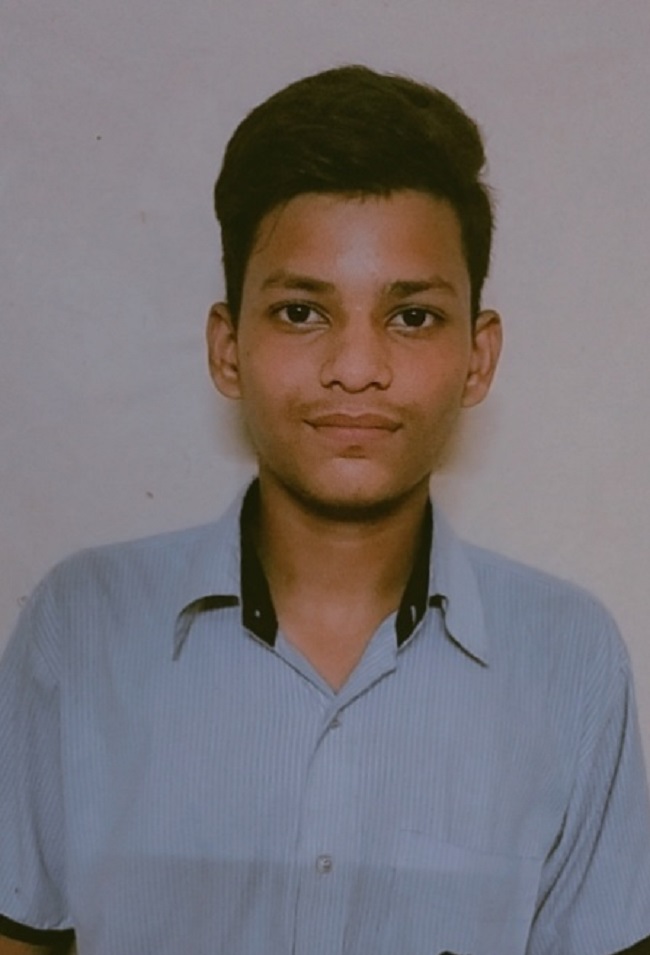 ICSE Result: शौर्य श्रीवास्तव बने स्कूल के टॉप परफॉर्मर, 10वीं में पाए 91% अंक