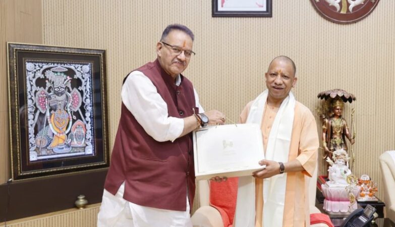 Ganesh Joshi met CM Yogi