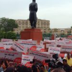विधान सत्र से पहले प्रदर्शन, महिला आरक्षण पर बढ़ी सियासी गर्मी