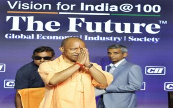 Yogi model praised at CII summit