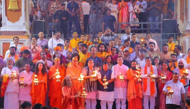 CM Dhami and Nitin Nabin performed Ganga Aarti