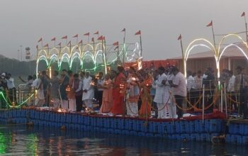 CM Yogi inaugurated Ganga Aarti on the floating jetty at Sangam.