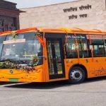 उत्तर प्रदेश परिवहन निगम की बसों की लाइव ट्रैकिंग से सुरक्षित बनाया जा रहा यात्रियों का सफर
