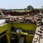 यूपी में आंधी-तूफान का कहर, 96 लोगों की मौत