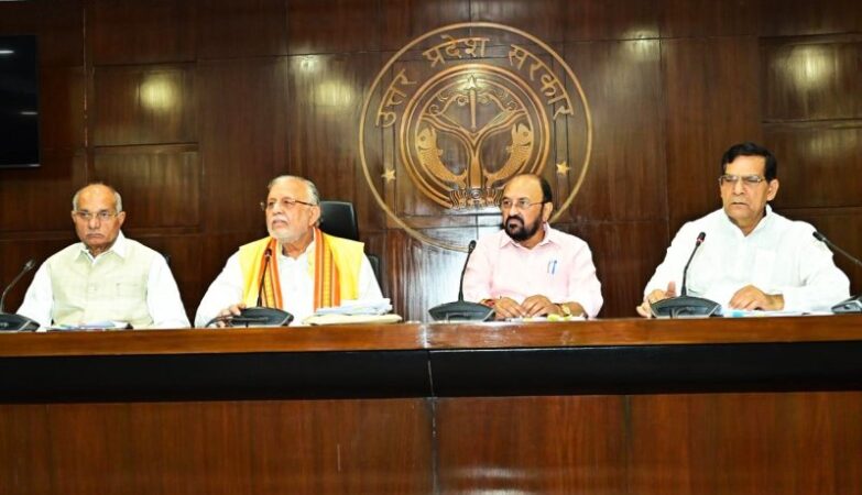 Yogi Cabinet