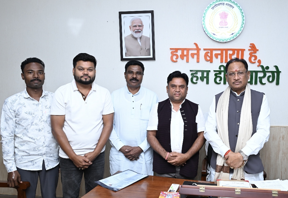 सीएम साय से अरुण सार्वा ने की मुलाकात, जिले के विकास के लिए रखी बड़ी मांगें