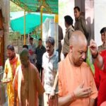 सीएम योगी ने किया मां बगुलामुखी का दर्शन-पूजन