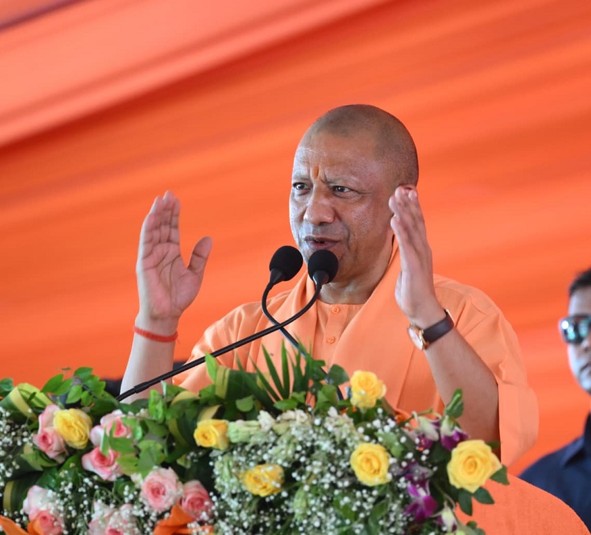 कांग्रेस के पापाें के कारण पाकिस्तान और बांग्लादेश बना: योगी आदित्यनाथ