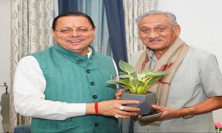 CM पुष्कर सिंह धामी से पूर्व मुख्यमंत्री विजय बहुगुणा की शिष्टाचार भेंट