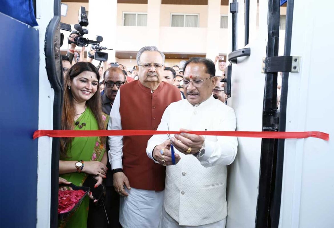 ग्रामीण विद्यार्थियों को आधुनिक तकनीकों से जोड़ना विकसित छत्तीसगढ़ की दिशा में महत्वपूर्ण कदम : मुख्यमंत्री साय