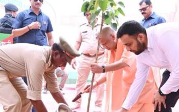 CM Yogi