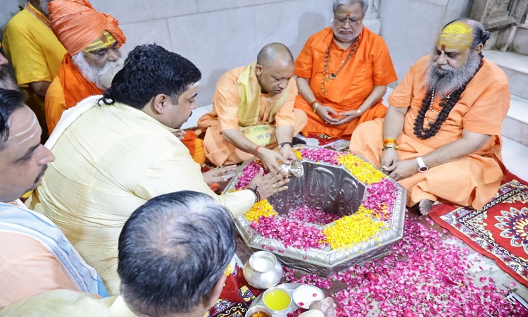 मुख्यमंत्री ने कहा- संस्कृत केवल भाषा नहीं, भारत की सनातन ज्ञानधारा की वाहिका