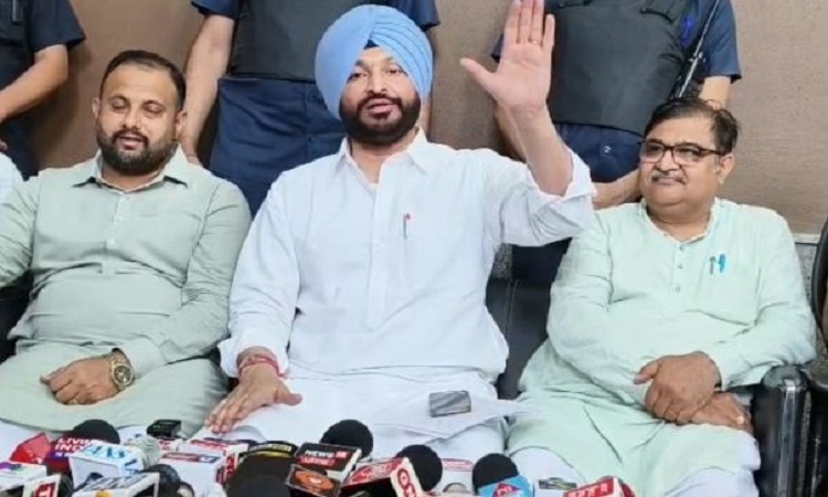 Ravneet Bittu's response to the Sutlej controversy