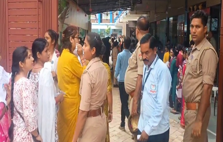 UPTET 2026: पहले दिन पहली पाली की परीक्षा सकुशल संपन्न